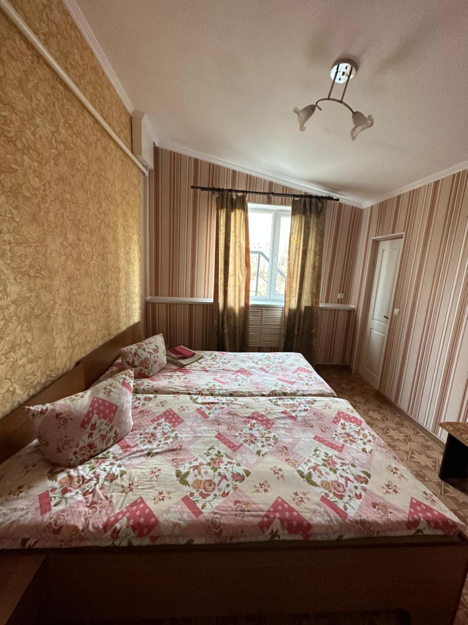 Дом Жени И Люды Hotel Zhabagly Exterior photo